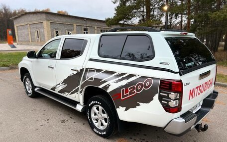 Mitsubishi L200 IV рестайлинг, 2022 год, 3 800 000 рублей, 13 фотография