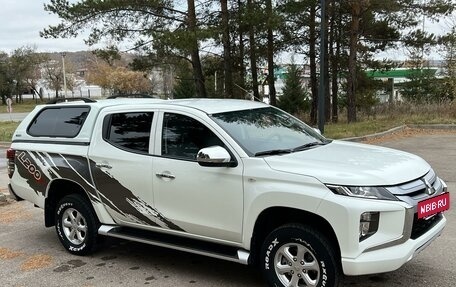 Mitsubishi L200 IV рестайлинг, 2022 год, 3 800 000 рублей, 11 фотография