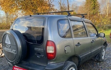 Chevrolet Niva I рестайлинг, 2004 год, 255 000 рублей, 8 фотография