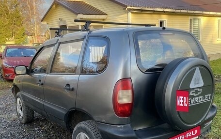 Chevrolet Niva I рестайлинг, 2004 год, 255 000 рублей, 9 фотография