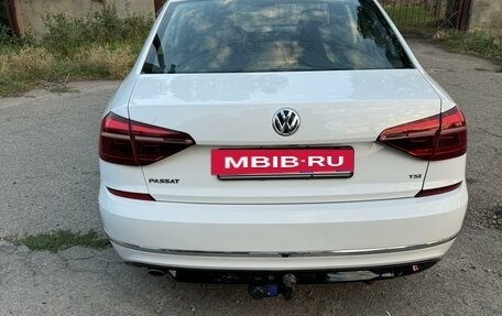 Volkswagen Passat B8 рестайлинг, 2018 год, 2 100 000 рублей, 11 фотография