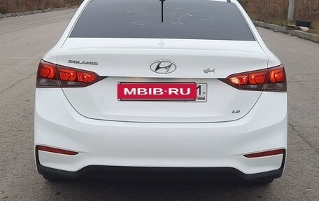 Hyundai Solaris II рестайлинг, 2017 год, 1 200 000 рублей, 9 фотография