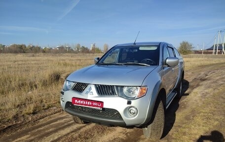 Mitsubishi L200 IV рестайлинг, 2007 год, 1 300 000 рублей, 2 фотография