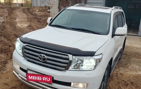 Toyota Land Cruiser 200, 2010 год, 3 749 000 рублей, 13 фотография