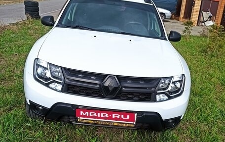 Renault Duster I рестайлинг, 2017 год, 1 850 000 рублей, 6 фотография