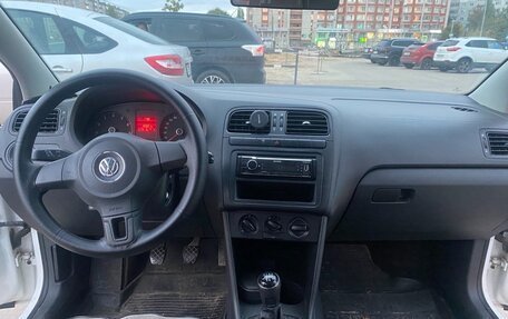 Volkswagen Polo VI (EU Market), 2013 год, 749 000 рублей, 3 фотография