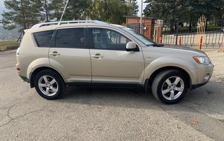 Mitsubishi Outlander III рестайлинг 3, 2007 год, 1 250 000 рублей, 4 фотография