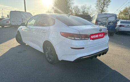 KIA Optima IV, 2019 год, 1 600 000 рублей, 2 фотография