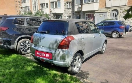 Suzuki Swift III, 2006 год, 375 000 рублей, 3 фотография