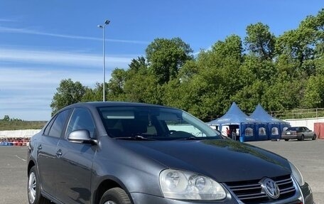 Volkswagen Jetta VI, 2008 год, 500 000 рублей, 1 фотография