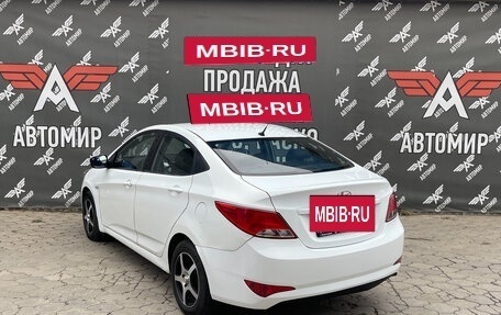 Hyundai Solaris II рестайлинг, 2015 год, 850 000 рублей, 8 фотография