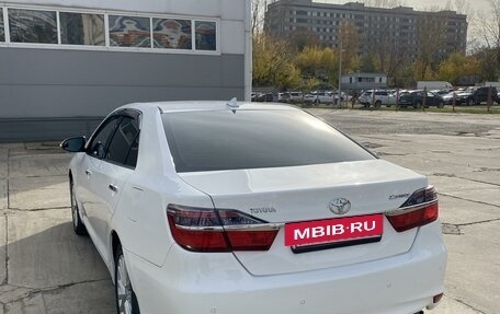 Toyota Camry, 2014 год, 2 120 000 рублей, 6 фотография