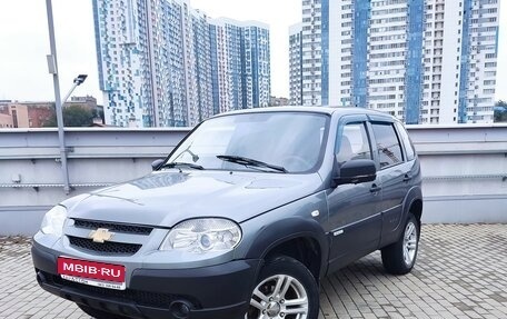 Chevrolet Niva I рестайлинг, 2014 год, 670 000 рублей, 1 фотография