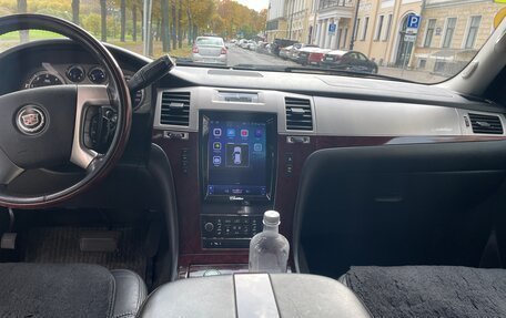 Cadillac Escalade III, 2010 год, 2 200 000 рублей, 12 фотография