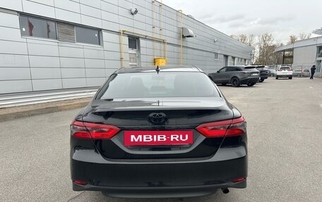 Toyota Camry, 2019 год, 2 350 000 рублей, 6 фотография