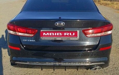 KIA Optima IV, 2018 год, 2 000 000 рублей, 2 фотография