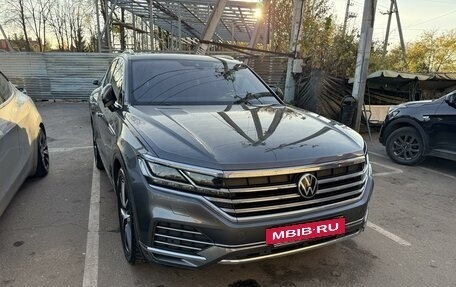 Volkswagen Touareg III, 2021 год, 8 700 000 рублей, 2 фотография