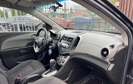 Chevrolet Aveo III, 2013 год, 865 000 рублей, 20 фотография