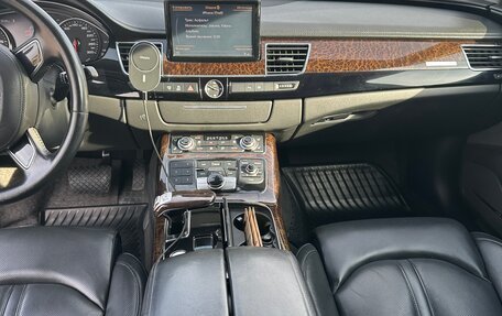 Audi A8, 2011 год, 1 800 000 рублей, 11 фотография