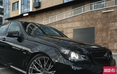 Mercedes-Benz C-Класс, 2012 год, 1 750 000 рублей, 22 фотография