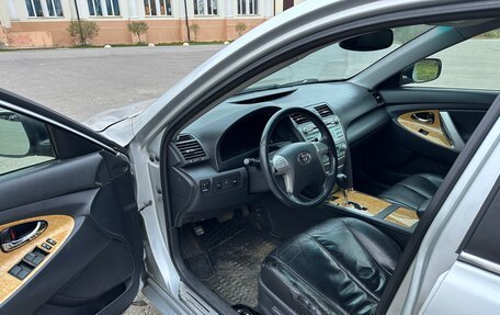 Toyota Camry, 2007 год, 770 000 рублей, 8 фотография