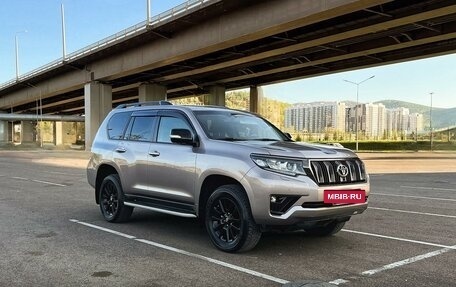 Toyota Land Cruiser Prado 150 рестайлинг 2, 2020 год, 7 950 000 рублей, 2 фотография