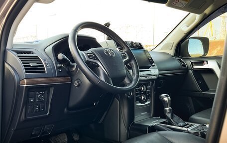 Toyota Land Cruiser Prado 150 рестайлинг 2, 2020 год, 7 950 000 рублей, 7 фотография