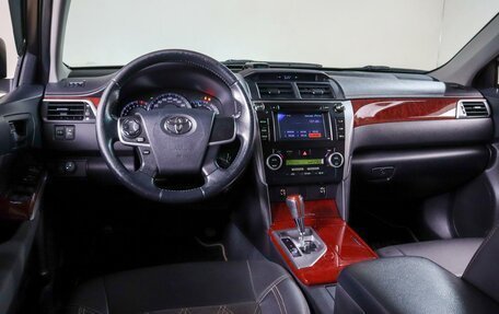 Toyota Camry, 2012 год, 1 659 000 рублей, 6 фотография