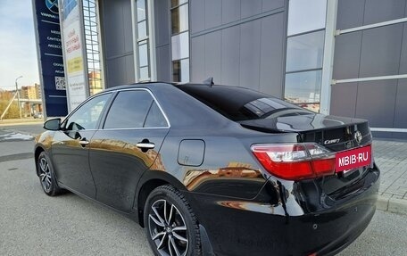 Toyota Camry, 2017 год, 2 830 000 рублей, 7 фотография