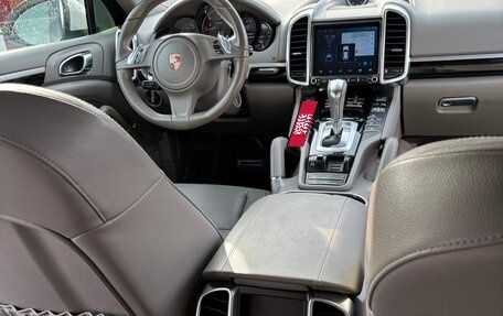 Porsche Cayenne III, 2012 год, 2 300 000 рублей, 11 фотография