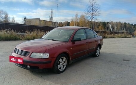 Volkswagen Passat B5+ рестайлинг, 1998 год, 270 000 рублей, 2 фотография