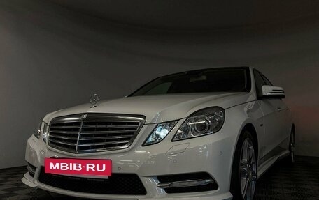 Mercedes-Benz E-Класс, 2012 год, 2 880 000 рублей, 26 фотография