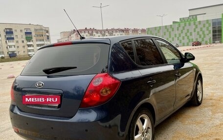 KIA cee'd I рестайлинг, 2008 год, 650 000 рублей, 29 фотография