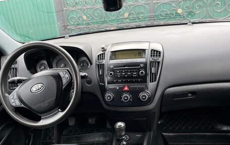 KIA cee'd I рестайлинг, 2008 год, 650 000 рублей, 35 фотография