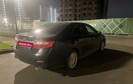 Toyota Camry, 2011 год, 1 900 000 рублей, 4 фотография