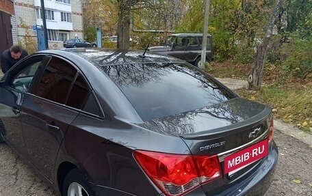 Chevrolet Cruze II, 2010 год, 625 000 рублей, 4 фотография