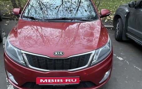 KIA Rio III рестайлинг, 2012 год, 900 000 рублей, 5 фотография