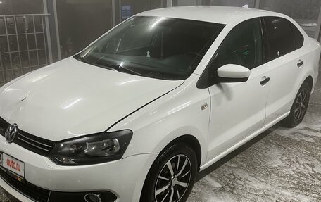 Volkswagen Polo VI (EU Market), 2014 год, 800 000 рублей, 4 фотография