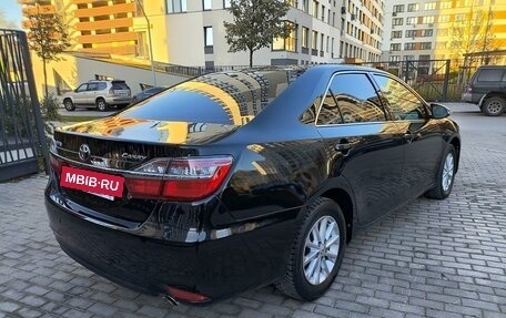 Toyota Camry, 2015 год, 2 090 000 рублей, 6 фотография