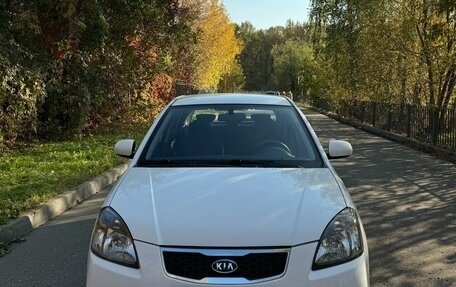 KIA Rio II, 2011 год, 990 000 рублей, 12 фотография