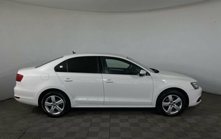 Volkswagen Jetta VI, 2013 год, 940 000 рублей, 4 фотография