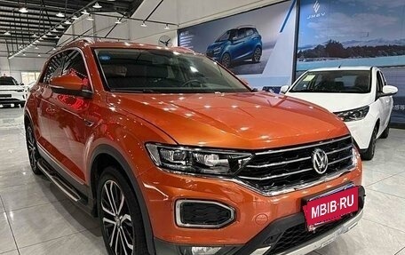 Volkswagen T-Roc I, 2020 год, 2 046 625 рублей, 3 фотография