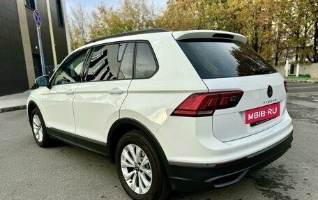 Volkswagen Tiguan II, 2020 год, 3 050 000 рублей, 6 фотография