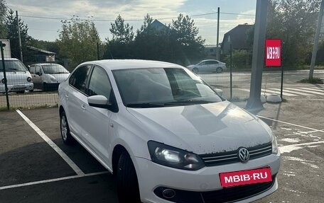 Volkswagen Polo VI (EU Market), 2012 год, 710 000 рублей, 2 фотография