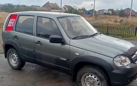 Chevrolet Niva I рестайлинг, 2012 год, 677 000 рублей, 4 фотография