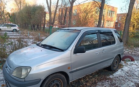 Toyota Raum I, 1998 год, 250 000 рублей, 2 фотография