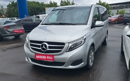 Mercedes-Benz V-Класс, 2014 год, 4 150 000 рублей, 3 фотография