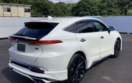 Toyota Harrier, 2021 год, 2 527 000 рублей, 3 фотография