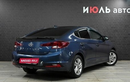 Hyundai Elantra VI рестайлинг, 2019 год, 2 075 000 рублей, 7 фотография