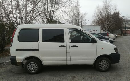 Toyota Town Ace III, 2000 год, 335 000 рублей, 1 фотография